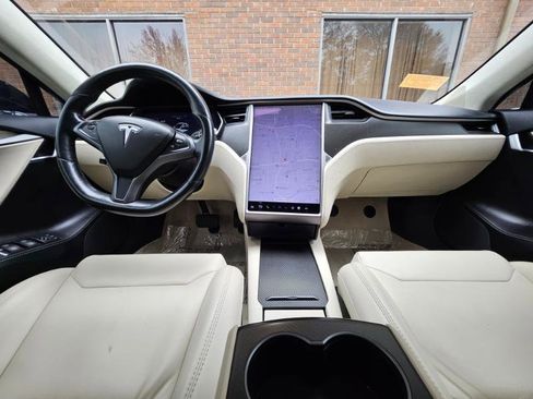 Used 2018 Tesla Model S 100D image 36