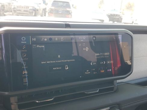 Used 2025 Jeep Wrangler Unlimited Sahara image 19