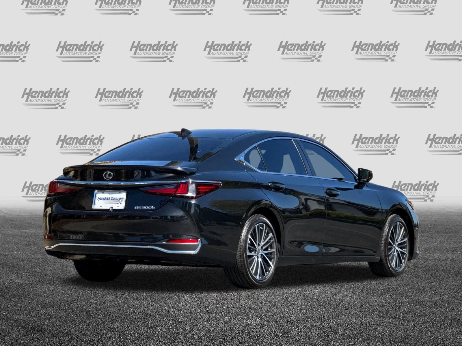 Certified 2025 Lexus ES 300h w/ Premium Package FWD image 5