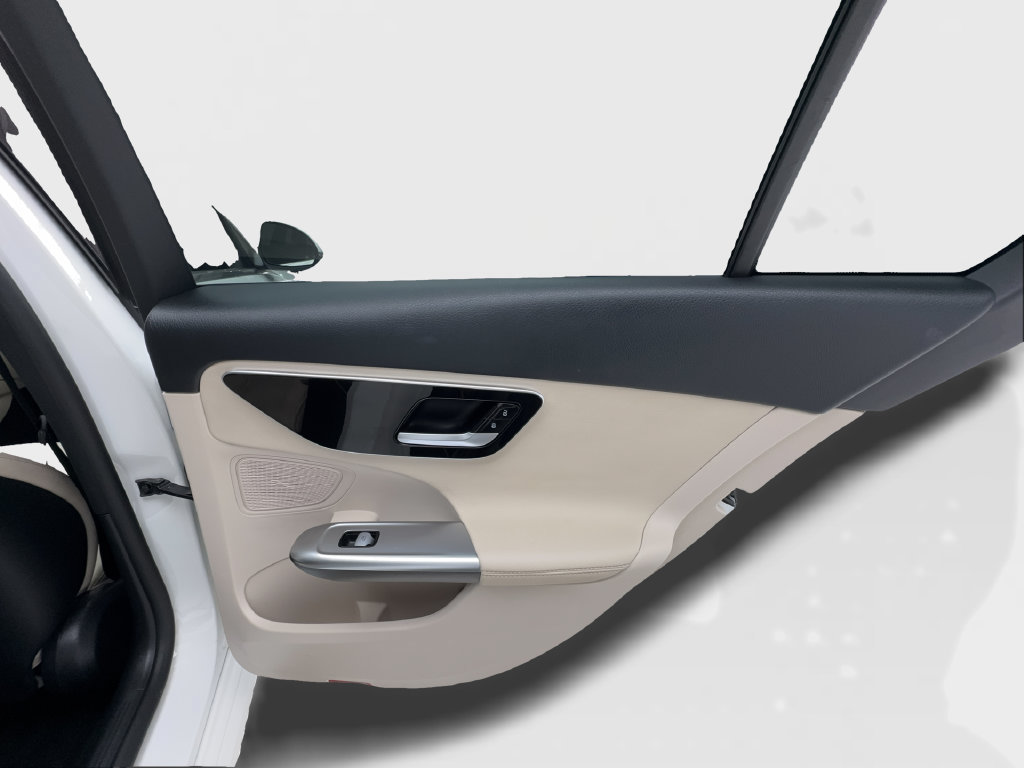 Used 2023 Mercedes-Benz C 300 Sedan image 30