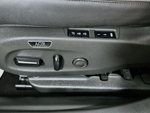 Used 2020 Buick Regal GS AWD/4WD image 18