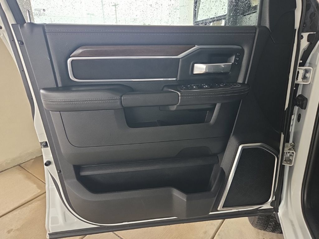 Used 2024 RAM 2500 Laramie w/ Safety Group AWD/4WD image 19