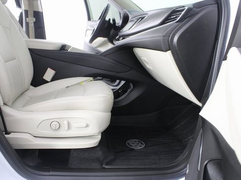 Used 2022 Buick Enclave Essence w/ Experience Buick Package image 25