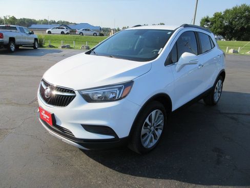Certified 2019 Buick Encore Preferred FWD image 11
