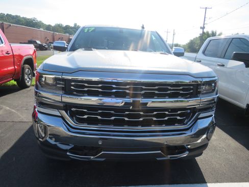 Used 2017 Chevrolet Silverado 1500 LTZ w/ High Desert Package AWD/4WD image 2
