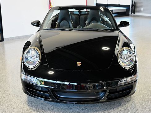 Used 2007 Porsche 911 Carrera S RWD image 2