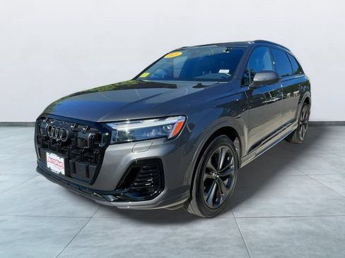 Used 2025 Audi Q7 3.0T Premium Plus w/ Premium Plus Package AWD/4WD image 3