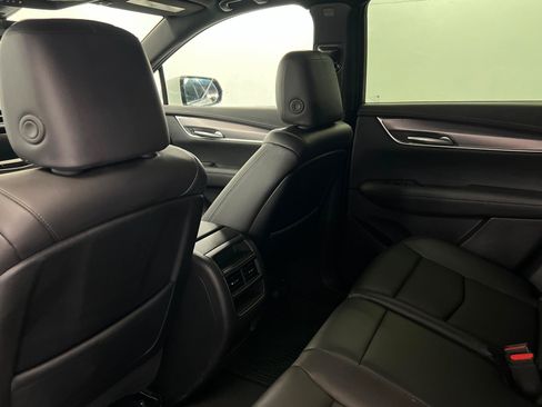 New 2025 Cadillac XT5 Luxury FWD image 20