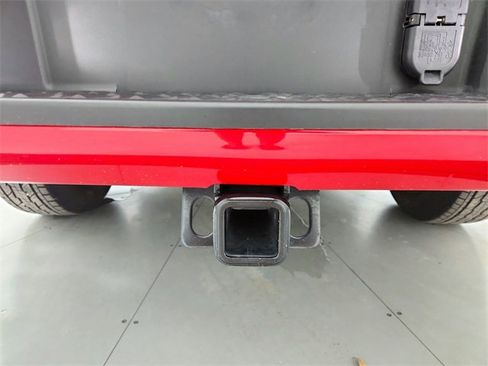 Used 2024 Nissan Titan SV w/ SV Convenience Package image 38