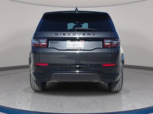 Certified 2025 Land Rover Discovery Sport Dynamic SE image 6