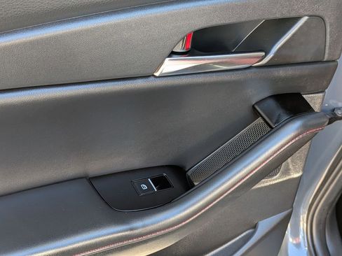 Used 2025 MAZDA CX-30 AWD 2.5 S w/ Preferred Package image 27