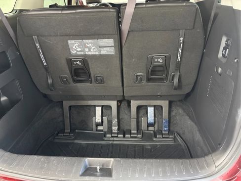 Used 2024 Kia Carnival SX FWD image 16