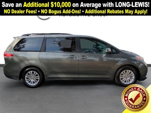 Used 2013 Toyota Sienna XLE image 8