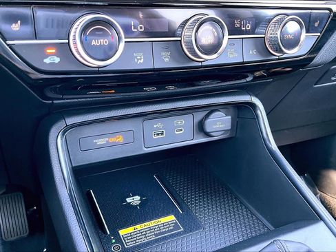 Used 2025 Honda CR-V EX-L image 34