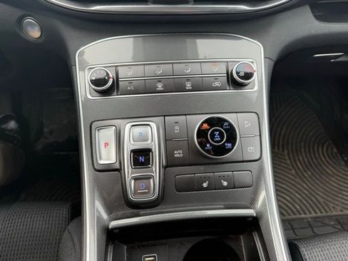 Used 2022 Hyundai Santa Fe SEL image 11