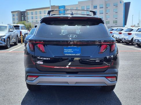 Certified 2025 Hyundai Tucson SEL FWD image 4