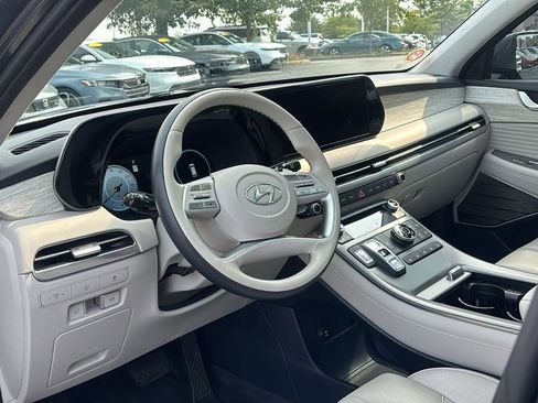 Used 2024 Hyundai Palisade Calligraphy image 26
