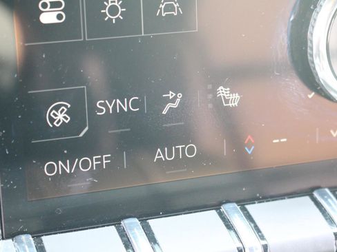 New 2025 GMC Acadia Elevation w/ Elevation Premium Package image 24