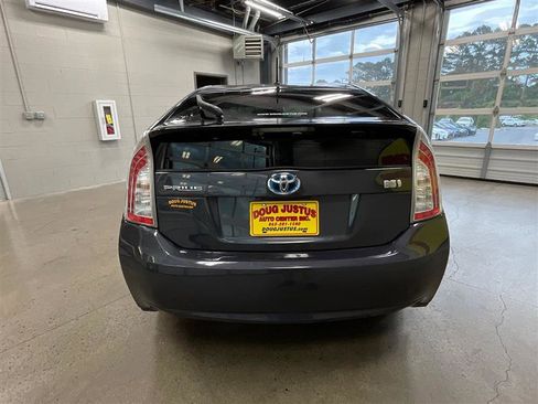 Used 2013 Toyota Prius Two FWD image 4