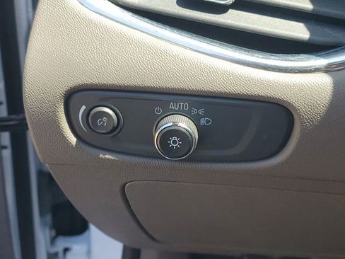 Certified 2022 Chevrolet Malibu Premier FWD image 18