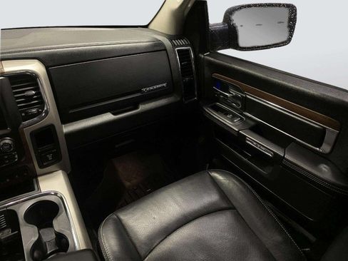 Used 2015 RAM 1500 Laramie w/ Convenience Group AWD/4WD image 29