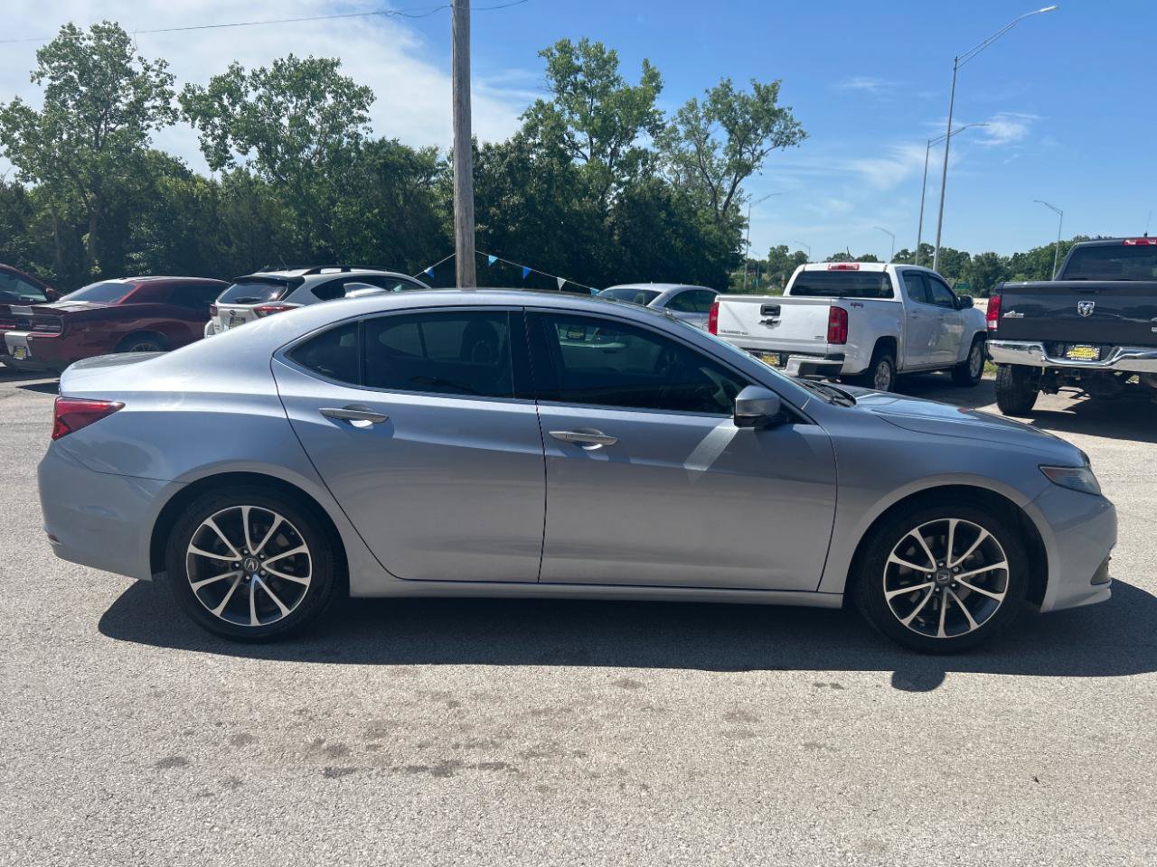 Used 2016 Acura TLX w/ Advance Package FWD image 4