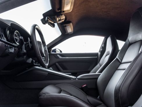 Certified 2024 Porsche 911 Turbo S w/ 911 Turbo Sportdesign Package image 24