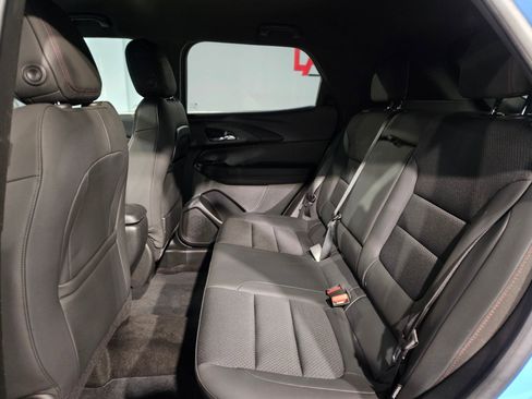 Used 2023 Chevrolet TrailBlazer RS image 35