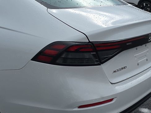 Used 2023 Honda Accord LX image 36