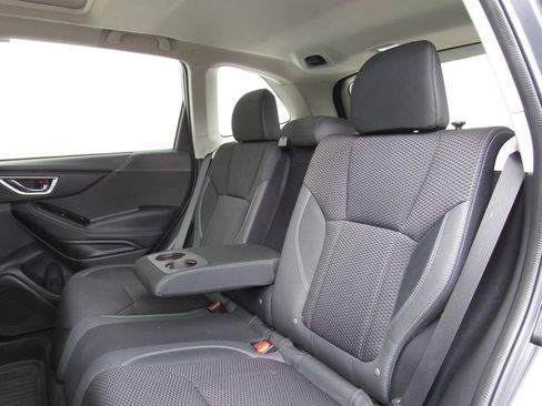 Used 2019 Subaru Forester Premium AWD/4WD image 15