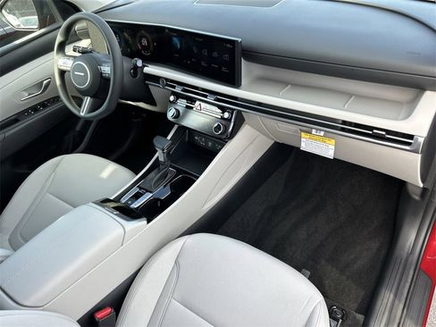 New 2026 Hyundai Tucson SEL image 18