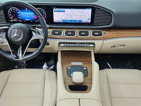 Used 2024 Mercedes-Benz GLE 350 4MATIC image 35