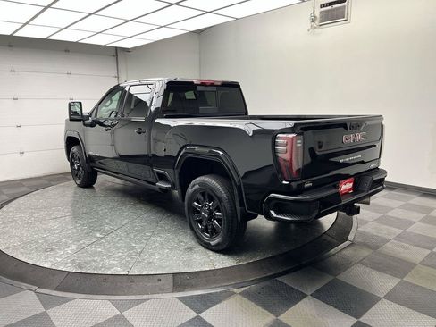 Used 2025 GMC Sierra 2500 AT4 w/ AT4 Premium Plus Package AWD/4WD image 40