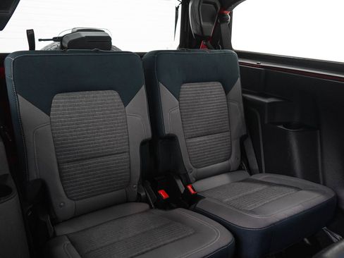 Used 2023 Ford Bronco Outer Banks AWD/4WD image 12