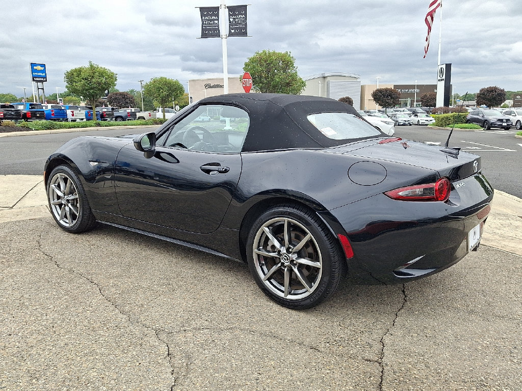 Used 2022 MAZDA MX-5 Miata Grand Touring w/ Weather Package RWD image 7