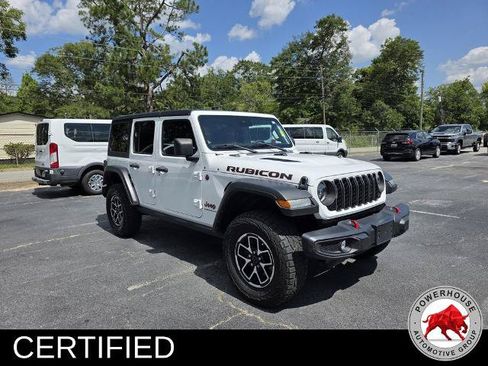 Used 2024 Jeep Wrangler Unlimited Rubicon AWD/4WD image 9