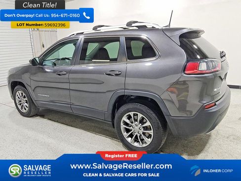 Used 2020 Jeep Cherokee Latitude Plus w/ Cold Weather Group AWD/4WD image 3