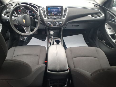 Used 2024 Chevrolet Malibu LT image 8