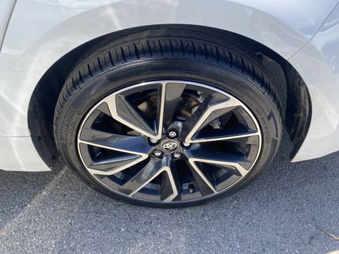 Used 2022 Toyota Corolla SE w/ Carpet Mat Package (TMS) FWD image 8