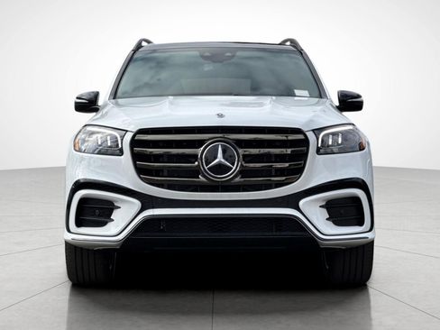 New 2025 Mercedes-Benz GLS 580 4MATIC image 8