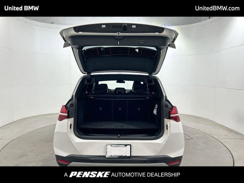 Used 2025 BMW X3 xDrive30i w/ Convenience Package AWD/4WD image 22