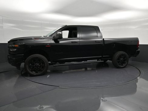 Used 2025 RAM 2500 Big Horn AWD/4WD image 7