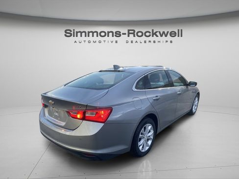 Used 2024 Chevrolet Malibu LT image 5