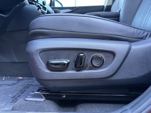 Used 2025 Lexus NX 250 FWD w/ Premium Package image 27