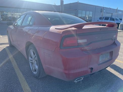 Used 2013 Dodge Charger SXT image 4