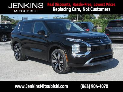 New 2025 Mitsubishi Outlander SE