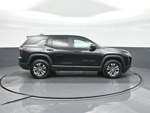 Used 2025 Chevrolet Equinox LT image 9