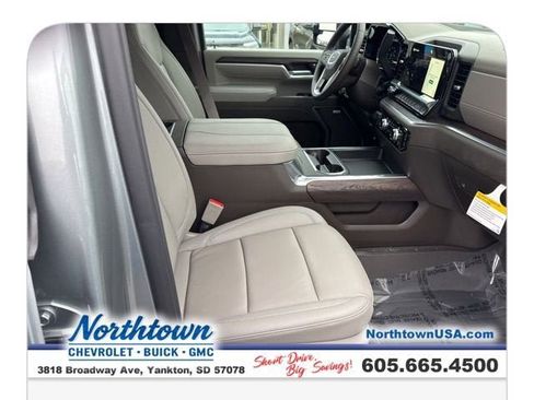 New 2026 GMC Sierra 2500 SLT image 24