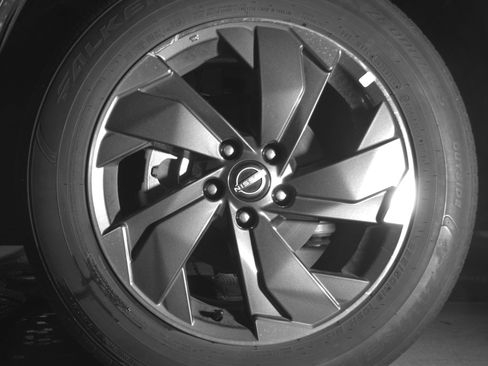 Used 2025 Nissan Rogue SV image 12