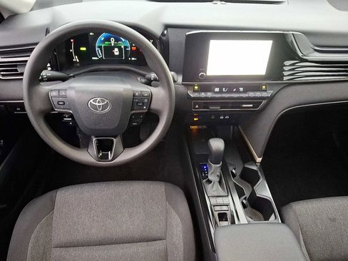 Certified 2025 Toyota Camry LE image 14